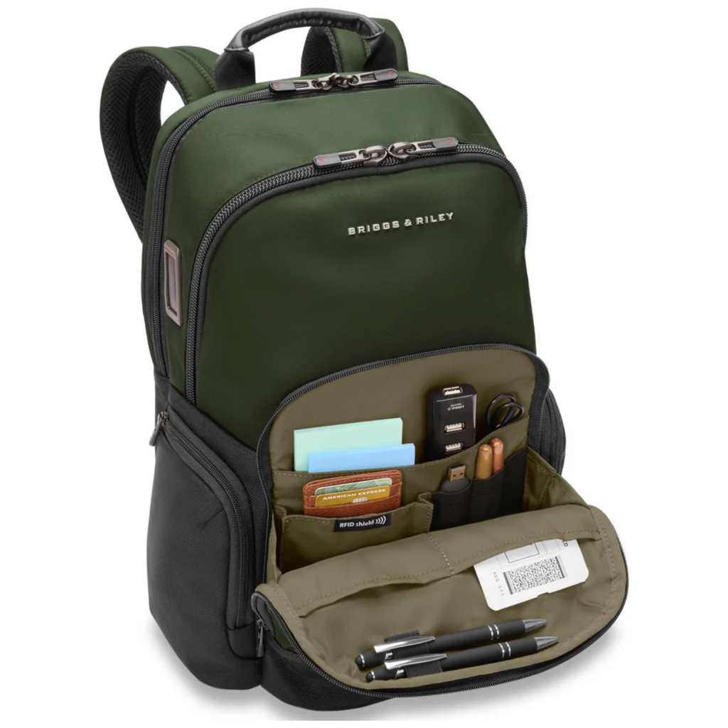 Briggs & Riley | HTA | Medium Cargo Backpack