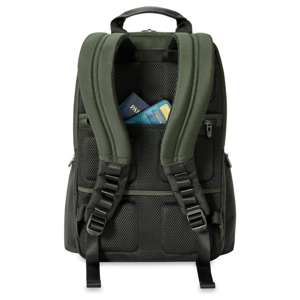 Briggs & Riley | HTA | Medium Cargo Backpack
