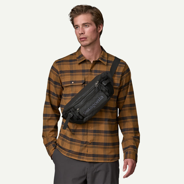 patagonia black hole waist pack amazon 5 L Black STORE SALE yuzhiyuan 4 Layers Fishing color:Golden Hour Yellow/Grey Area or going on a