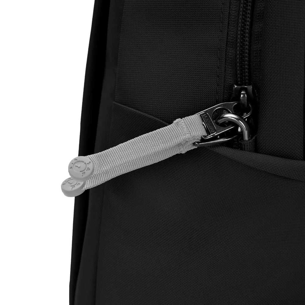 Pacsafe® Pacsafe®
