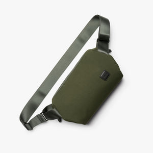 Bellroy Classic Sling 5L in black, compact crossbody bag with adjustable strap and multiple compartments for everyday essentials