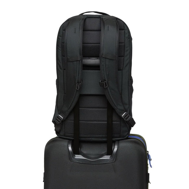 Cotopaxi | Allpa 26L Daypack – Durable & Stylish for Commuters