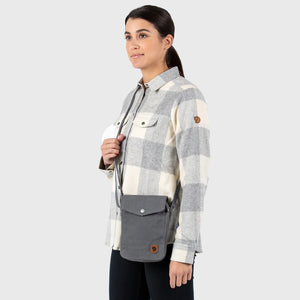 Fjallraven Greenland Pocket Bag in deep forest green, a compact crossbody bag with adjustable strap and front pocket.