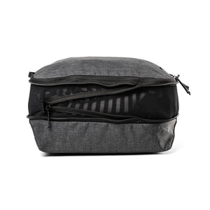 Peak Design Smedium packing cube, lightweight and durable nylon organizer with multiple compartments for efficient packing.
