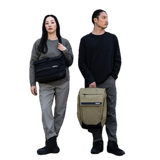 Thule Paramount 26L backpack with multiple compartments and padded straps, designed for daily use and outdoor activities.
