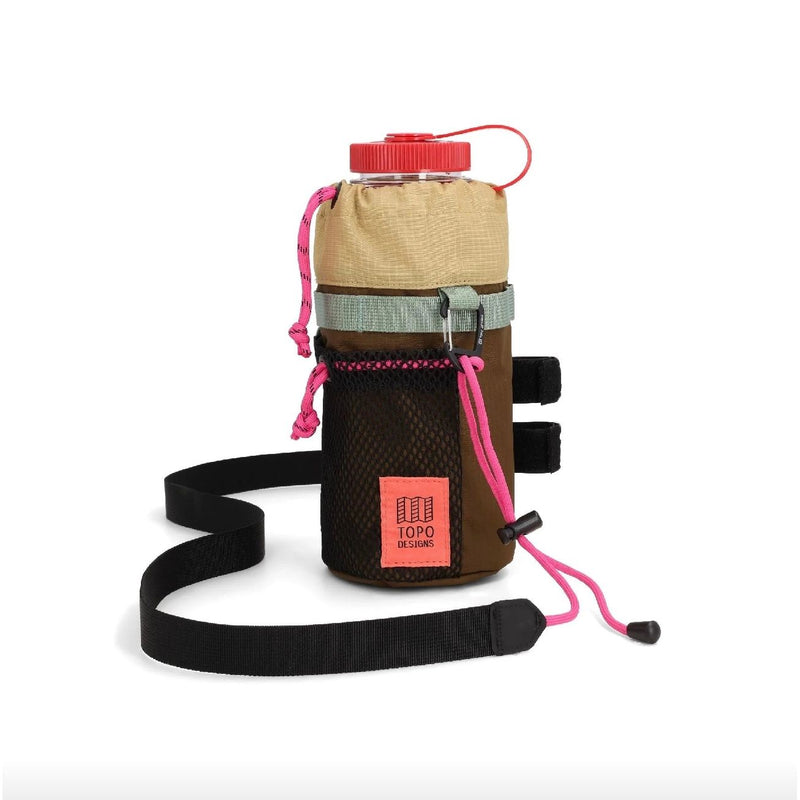 Topo Designs Mountain Hydro Sling water bottle carrier with adjustable strap and durable design, ideal for outdoor activities.