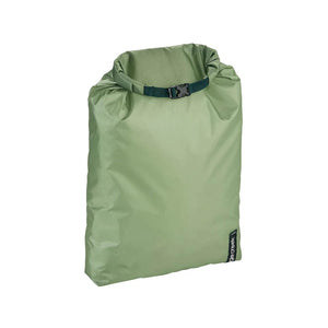 Eagle Creek PACK-IT™ Isolate roll-top shoe sac showing durable fabric and roll-top closure for organizing shoes during travel.