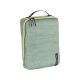 Eagle Creek PACK-IT™ Reveal Cube M organizer with transparent compartments for efficient packing and easy visibility of contents