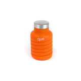 Que Bottle accessory featuring a sleek, modern design with the Que brand logo, designed for easy attachment and portability.