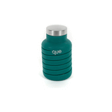 Que Bottle accessory in black with sleek design, featuring the Que logo and a sturdy cap, ideal for hydration accessories.